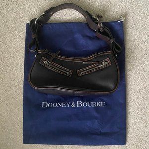 DOONEY & BOURKE Leather Saddle Strap Purse